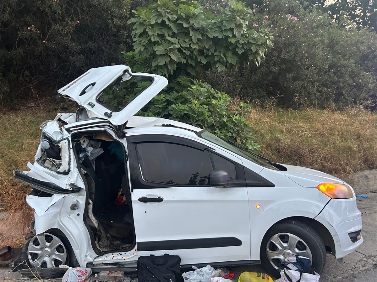 Mersin Tarsus'ta tır kazası: 2 kişi öldü, 2 kişi yaralandı