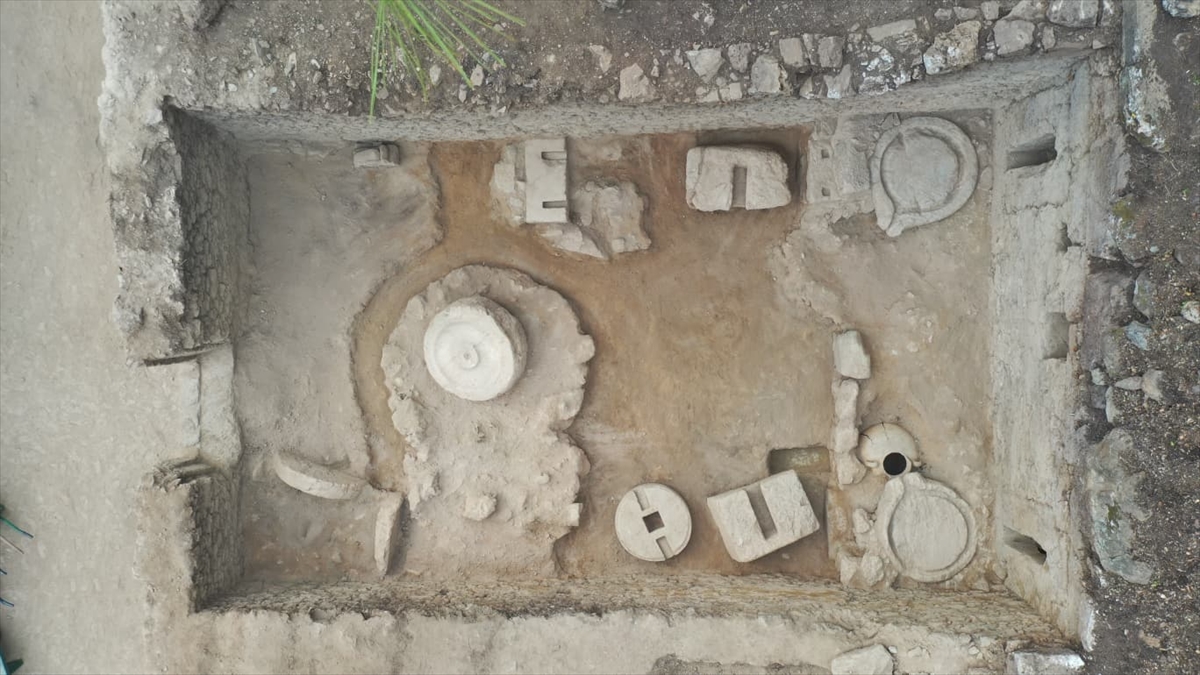 Bakan Ersoy: Syedra Antik Kenti'ndeki zeytinyağı işliği restore edildi