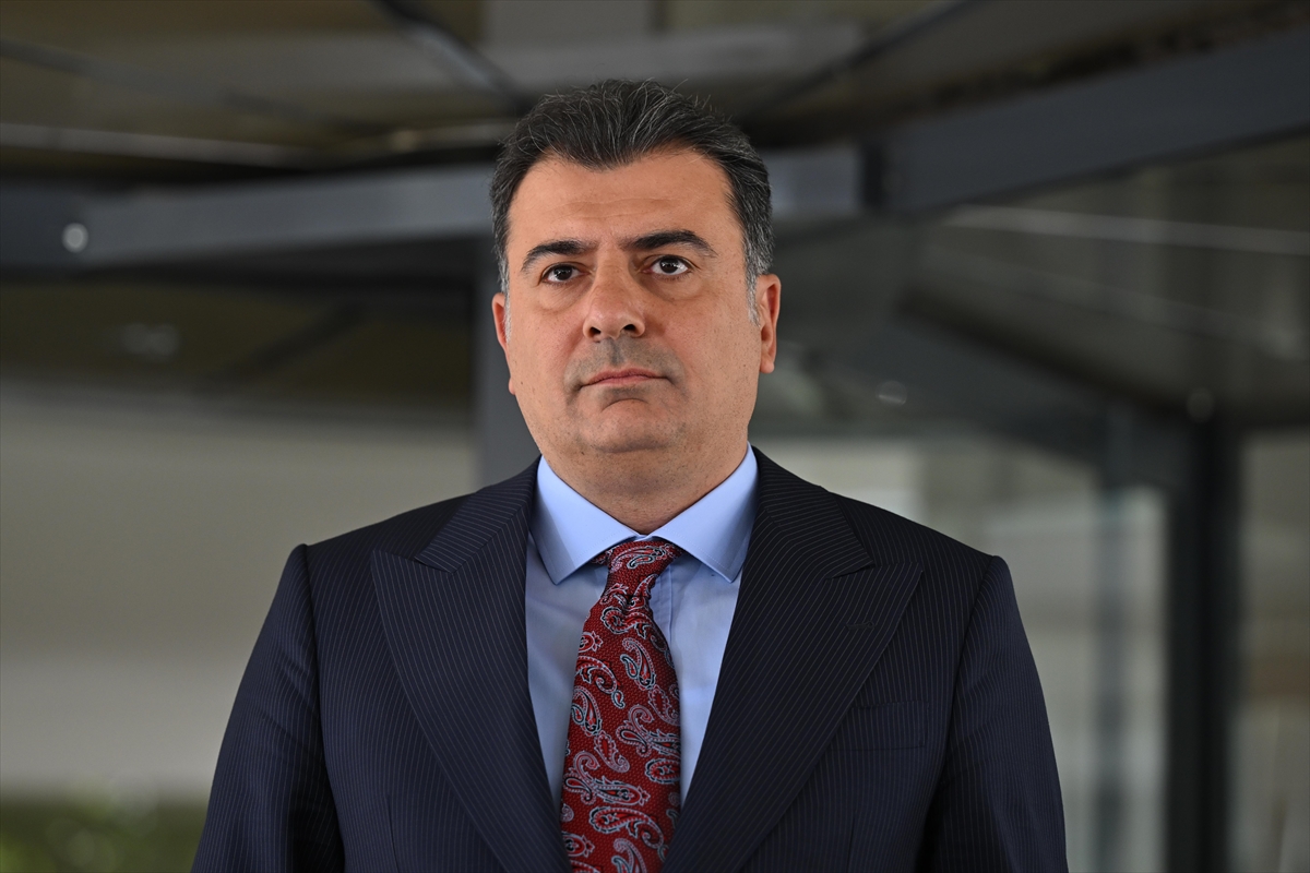 CHP'li Emre: Yeni parti başvurusu birkaç güne yapılacak