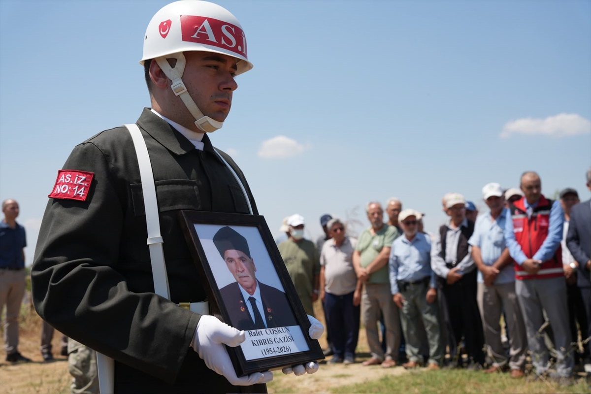 Tekirdağ'da Kıbrıs Gazisi Rafet Coşkun son yolculuğuna uğurlandı