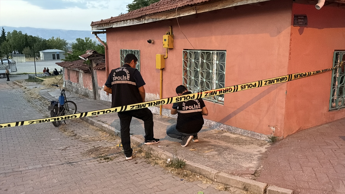 Eskişehir'de silahlı kavga: Bir çocuk dahil 3 kişi yaralandı