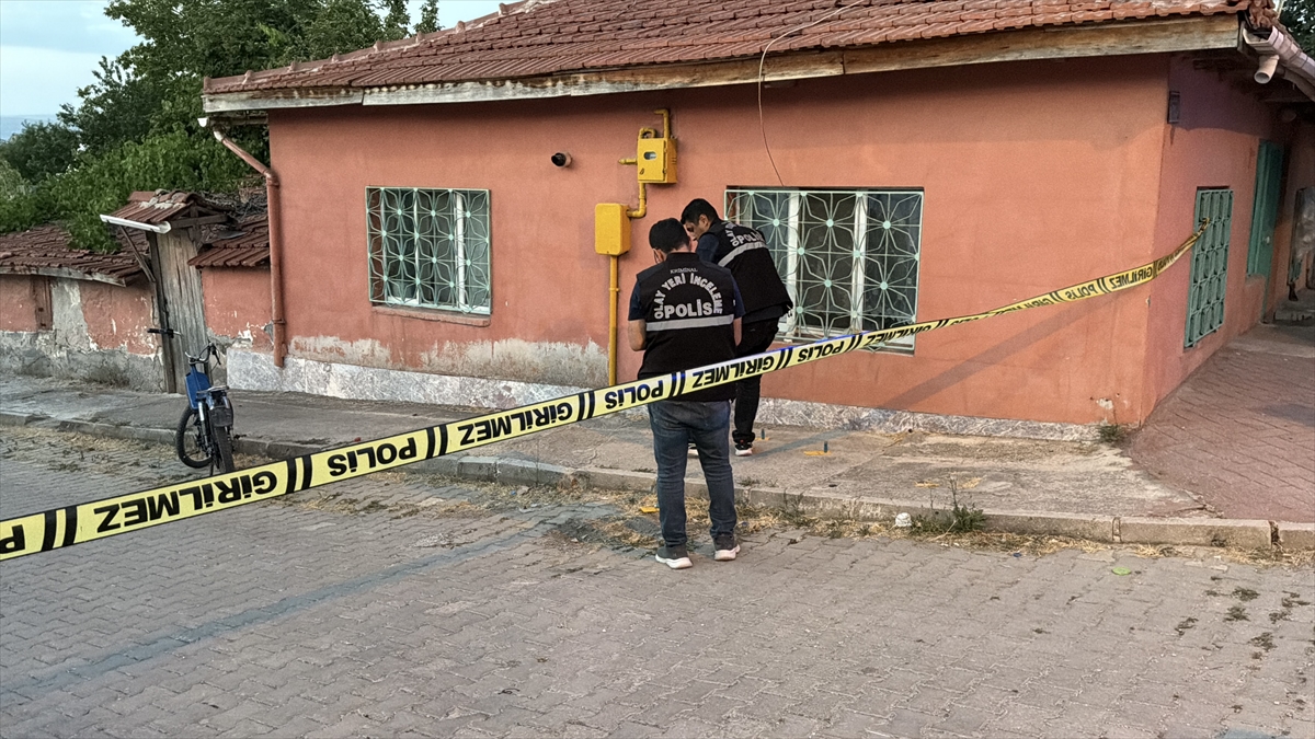 Eskişehir'de silahlı kavga: Bir çocuk dahil 3 kişi yaralandı