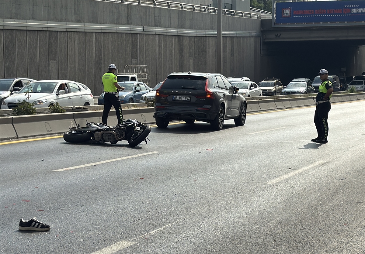 Ankara'da motosiklet kazası: Jandarma personeli hayatını kaybetti