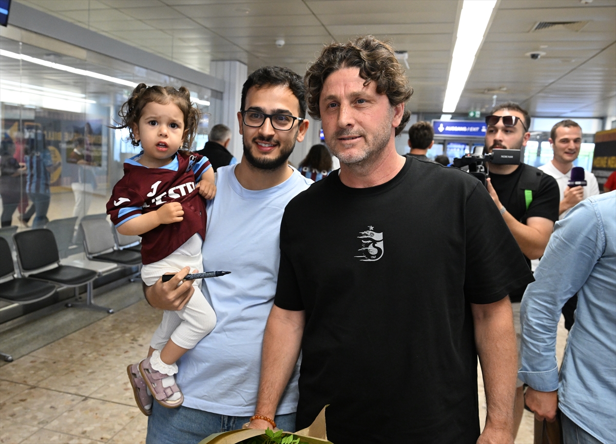 Fatih Tekke: Trabzonspor camiası çok büyük, taraftarımız her yerde