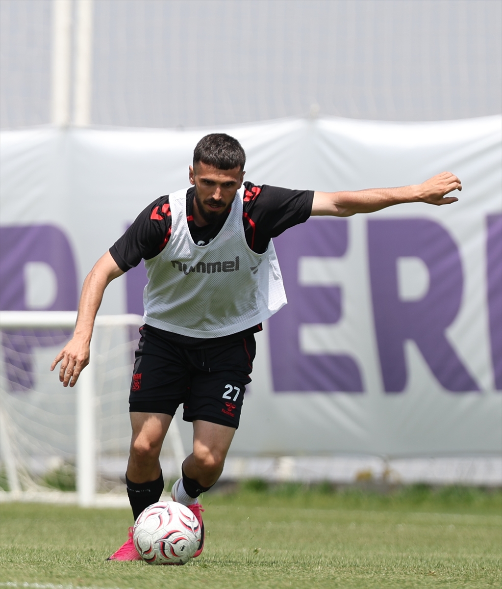 Sivasspor, yeni sezon kampında hazırlıklarını sürdürdü