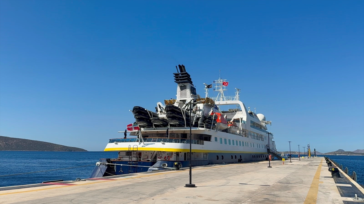 National Geographic Orion Bodrum'da: Lüks gemi turist getirdi