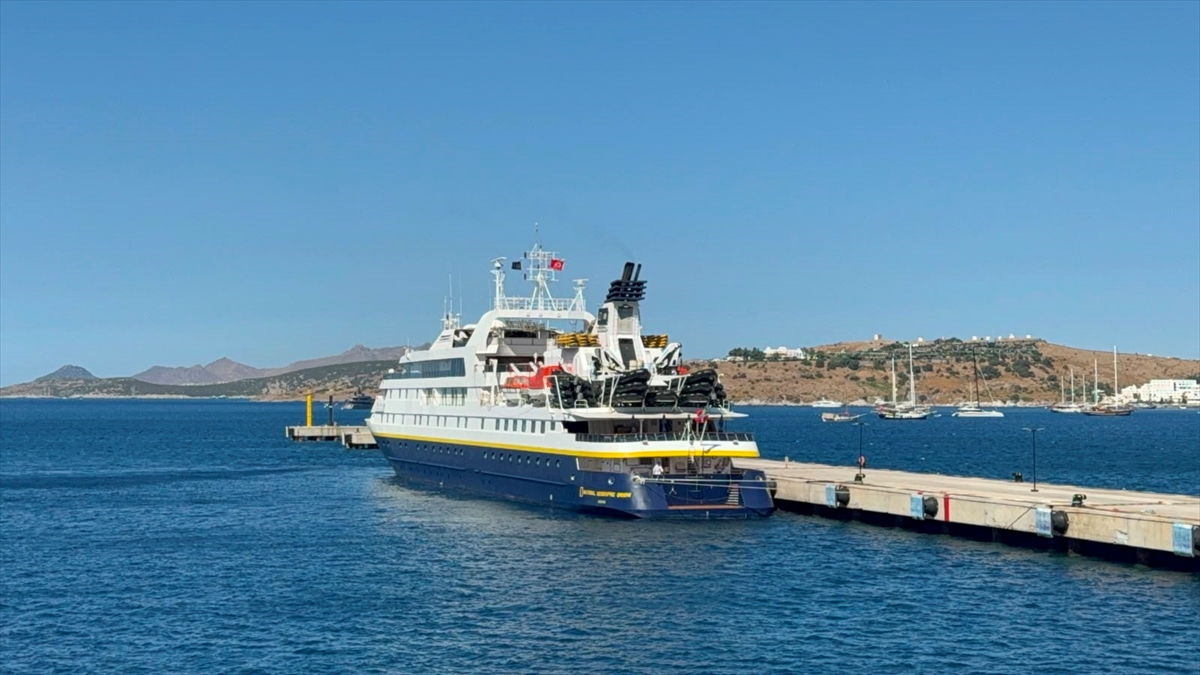 National Geographic Orion Bodrum'da: Lüks gemi turist getirdi