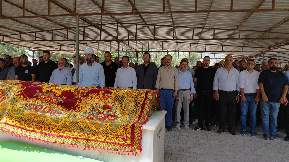 Suudi Arabistan'daki yangın kurbanları Hatay'da defnedildi