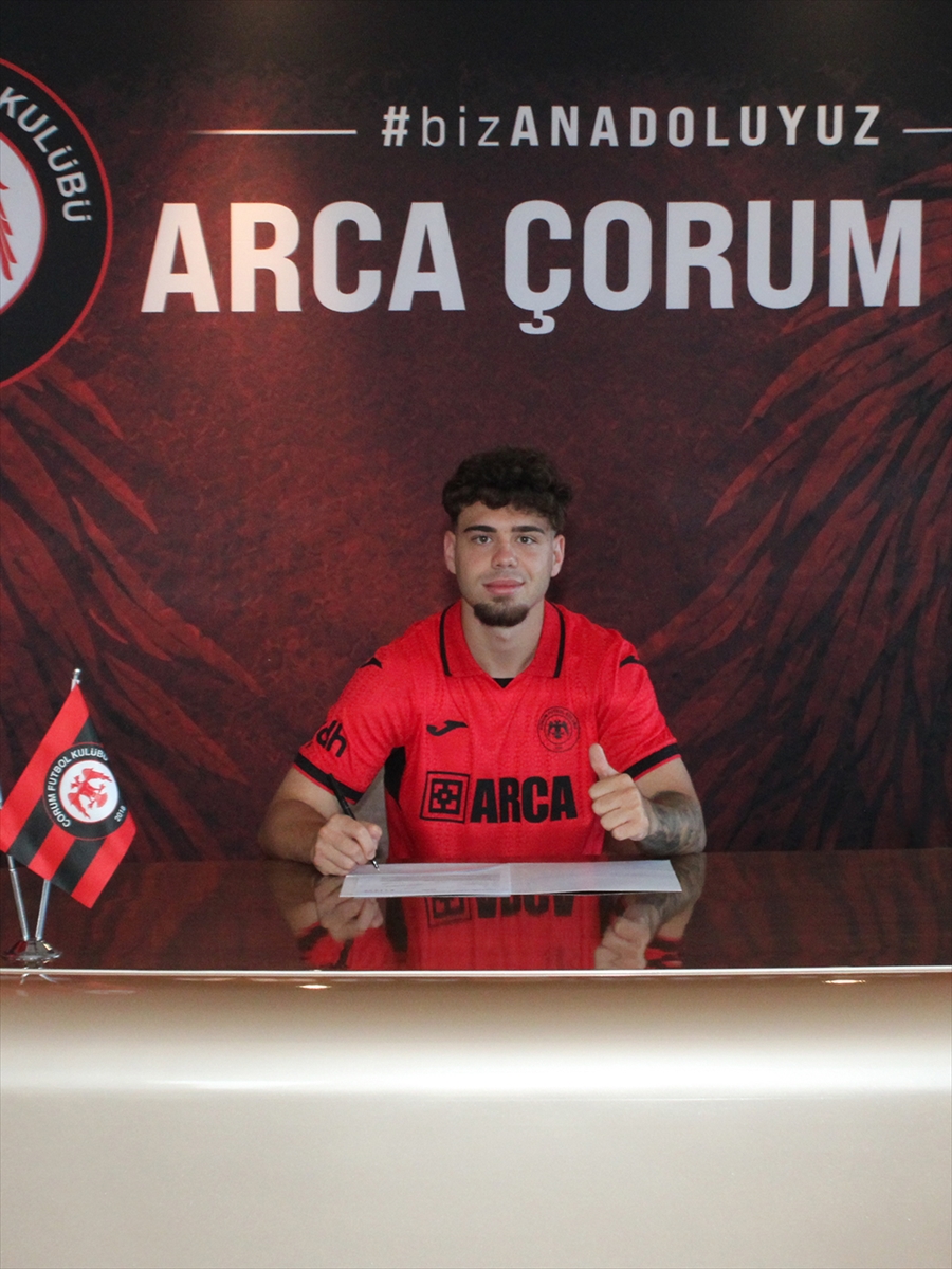 Çorum FK, Rumen milli futbolcu Andrei Borza'yı kadrosuna kattı