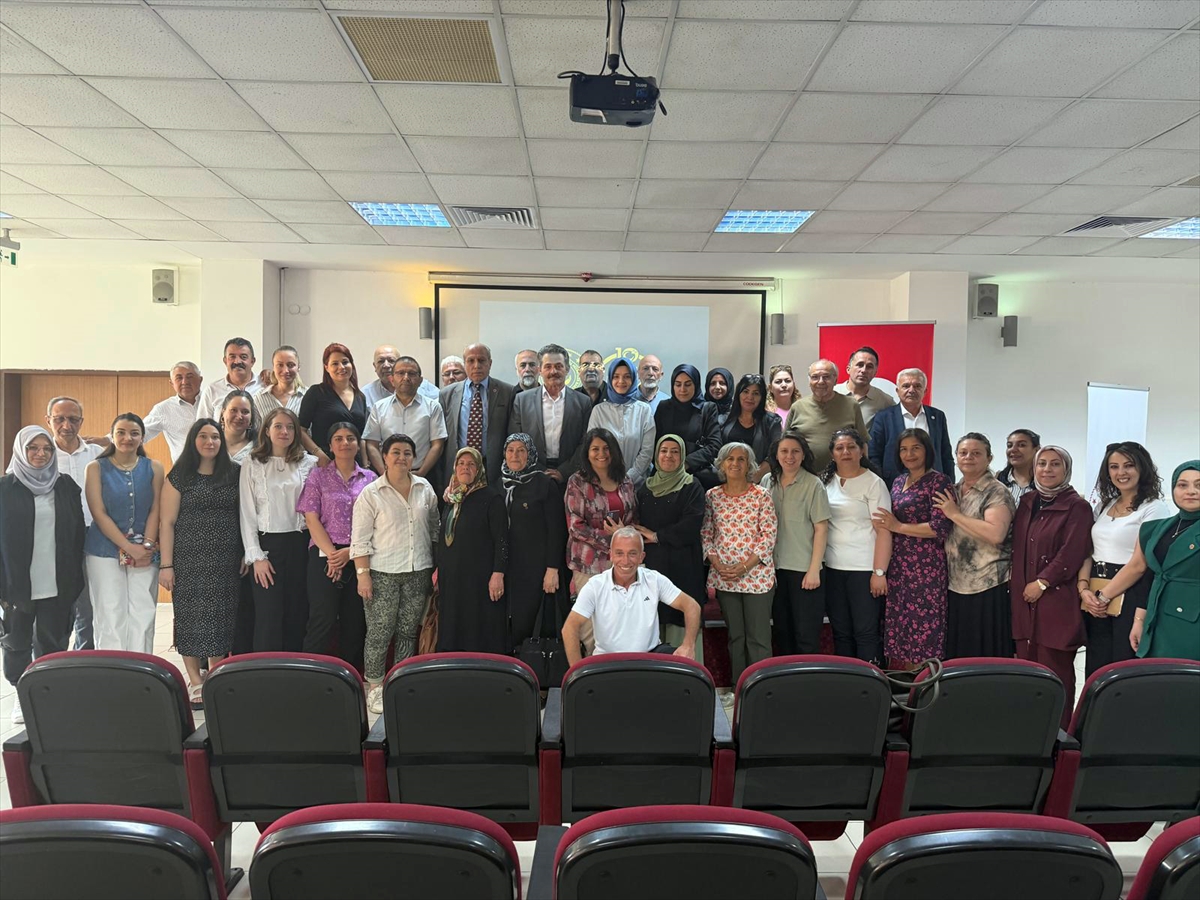 Bakanlık: 23 bin muhtara sosyal hizmet modelleri anlatıldı