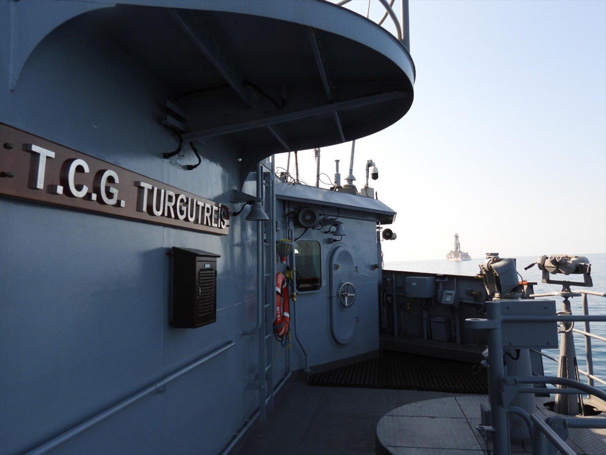 MSB: TCG Turgutreis, sondaj gemilerine refakat ediyor