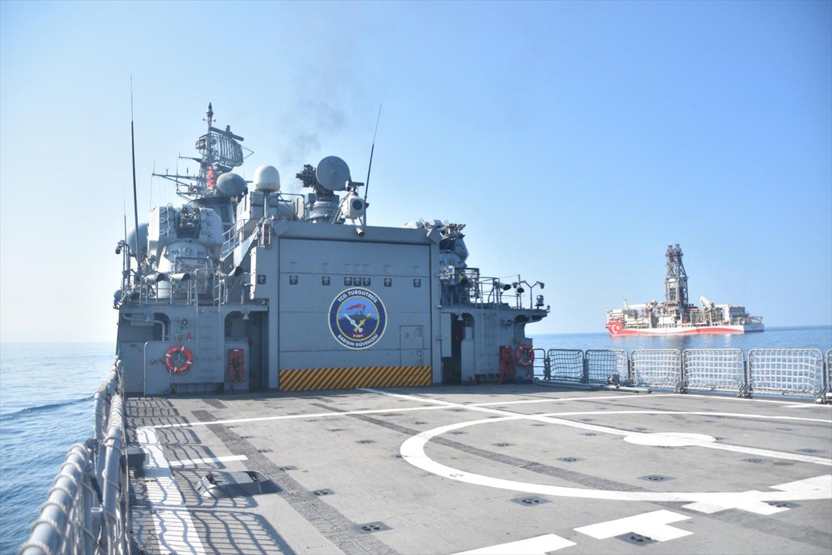 MSB: TCG Turgutreis, sondaj gemilerine refakat ediyor
