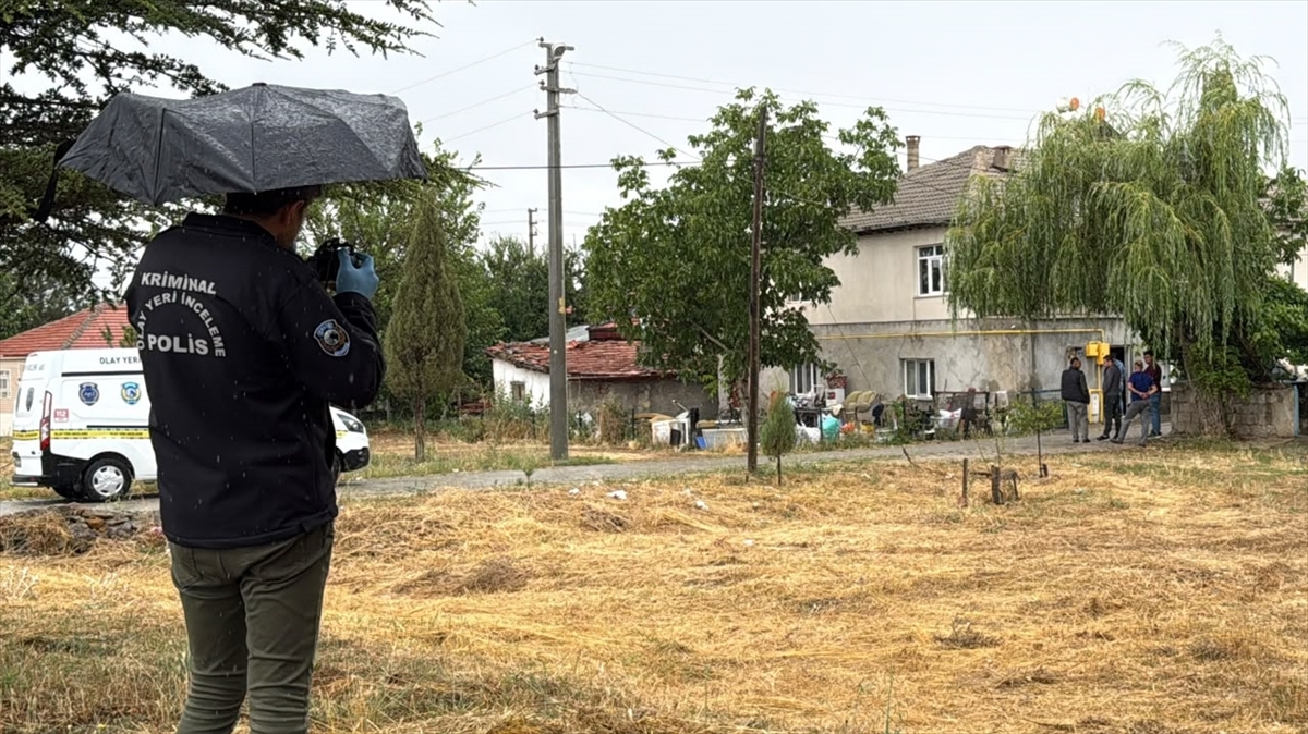 Konya'da komşu kavgası: Bir kişi silahla yaralandı