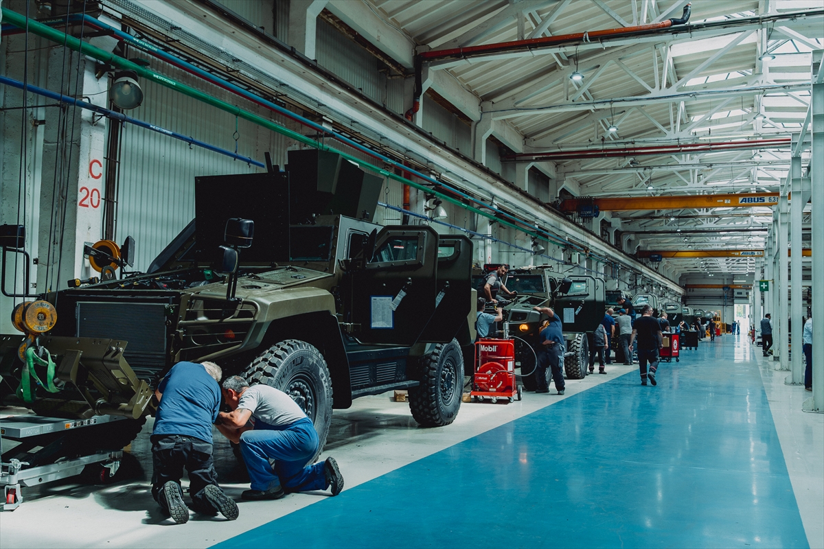 Otokar: Romanya'ya COBRA II zırhlı araç teslimatı başladı