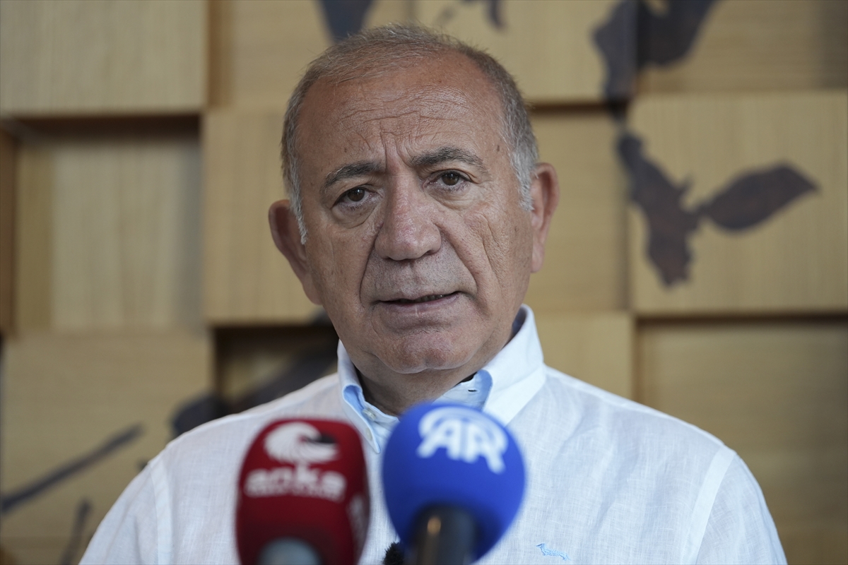 Gürsel Tekin: CHP'deki 'figüran' iddiası tezgah, suç duyurusu yaptık
