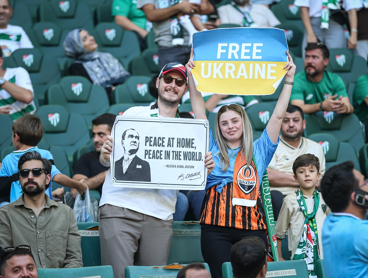Bursaspor, Shakhtar Donetsk ile 0-0 berabere kaldı