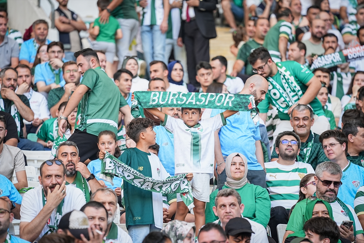 Bursaspor, Shakhtar Donetsk ile 0-0 berabere kaldı