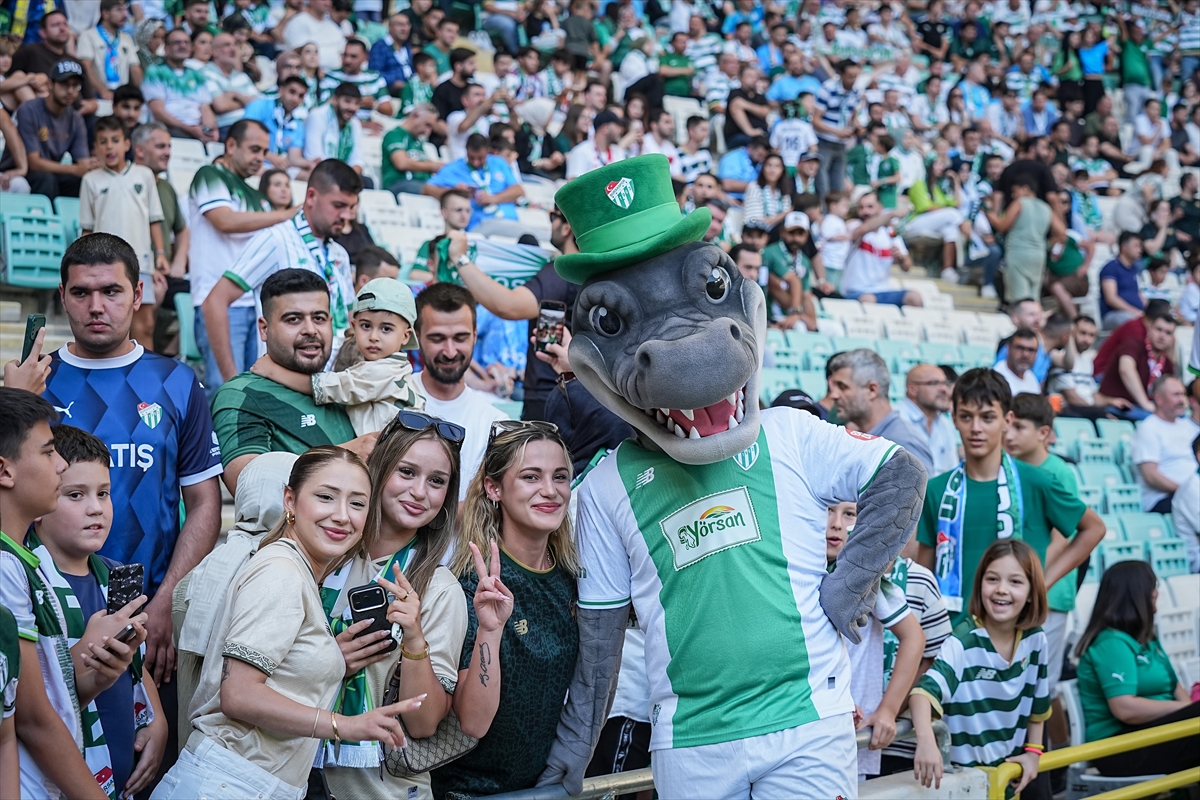 Bursaspor, Shakhtar Donetsk ile 0-0 berabere kaldı