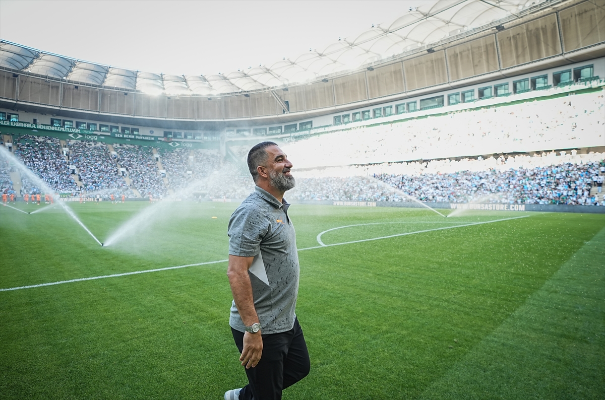 Bursaspor, Shakhtar Donetsk ile 0-0 berabere kaldı