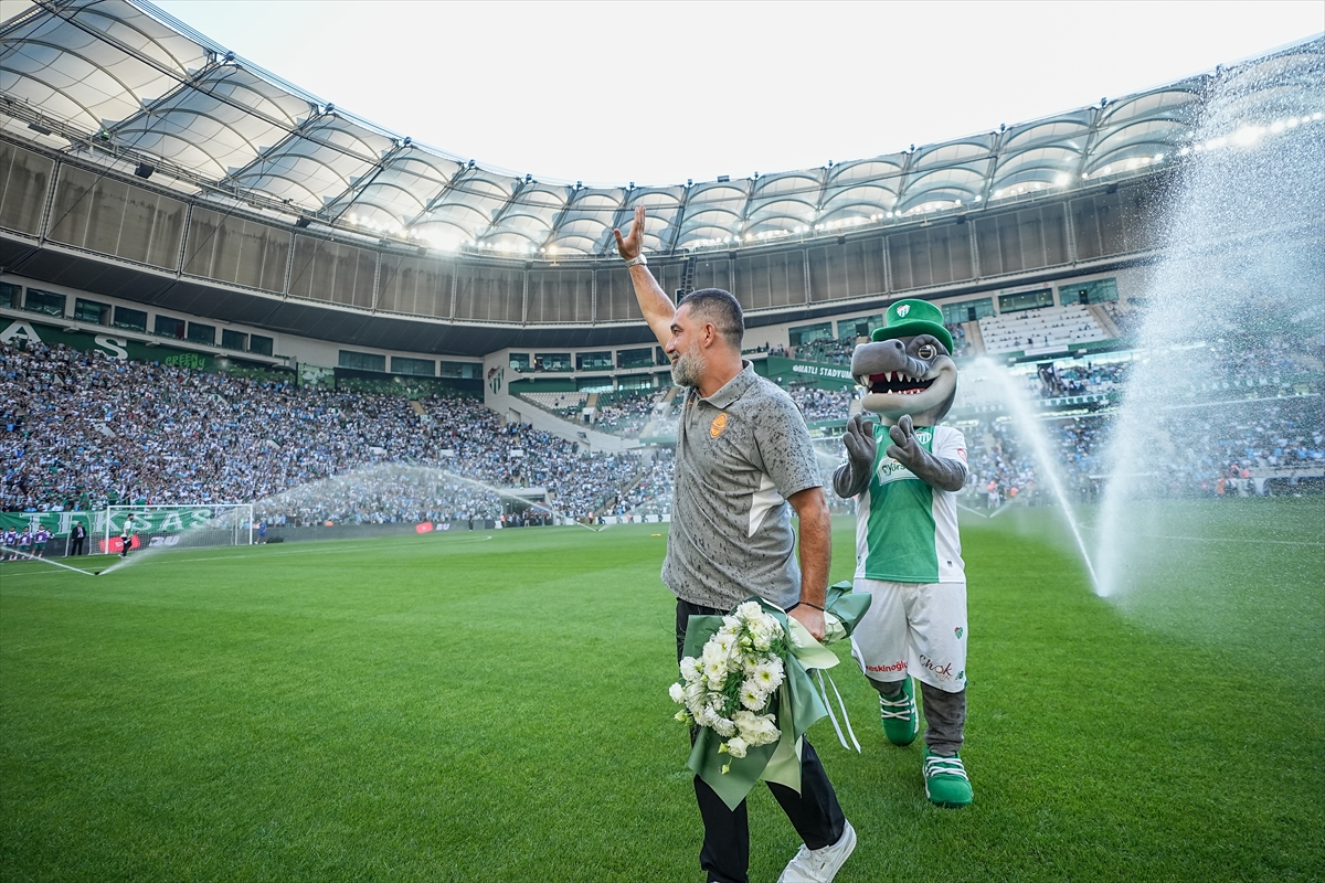 Bursaspor, Shakhtar Donetsk ile 0-0 berabere kaldı