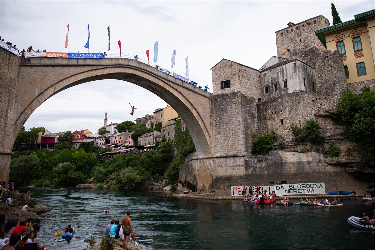 Mostar Köprüsü'nde 460. Geleneksel Atlayışlar Yapıldı