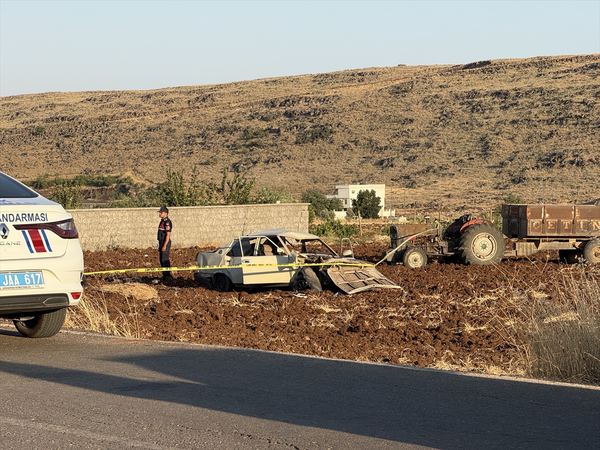 Gaziantep'te otomobil kazası: 1 ölü, 4'ü çocuk 5 yaralı