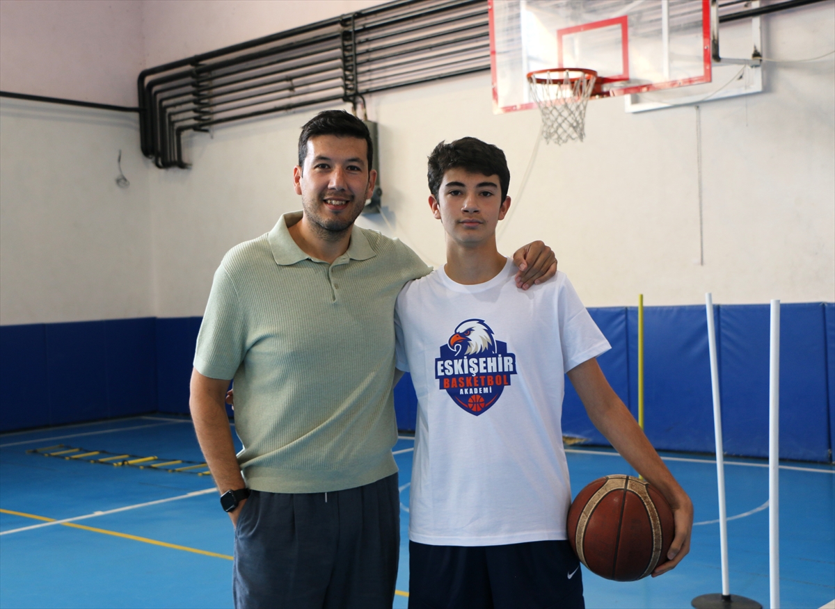 LGS Birincisi Burak Mamur: Basketbolla Galatasaray Lisesi hedefi