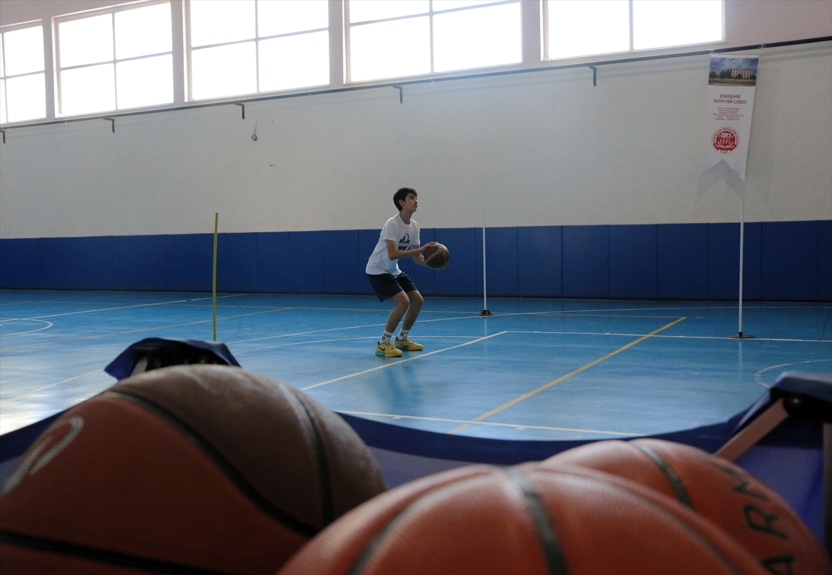 LGS Birincisi Burak Mamur: Basketbolla Galatasaray Lisesi hedefi