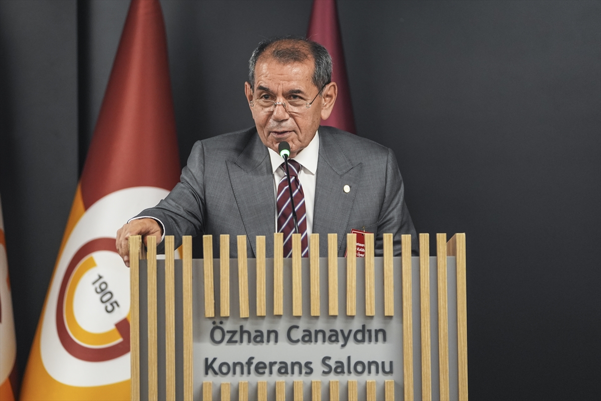 Galatasaray Başkanı Dursun Özbek: Transferde Acele Etmiyoruz