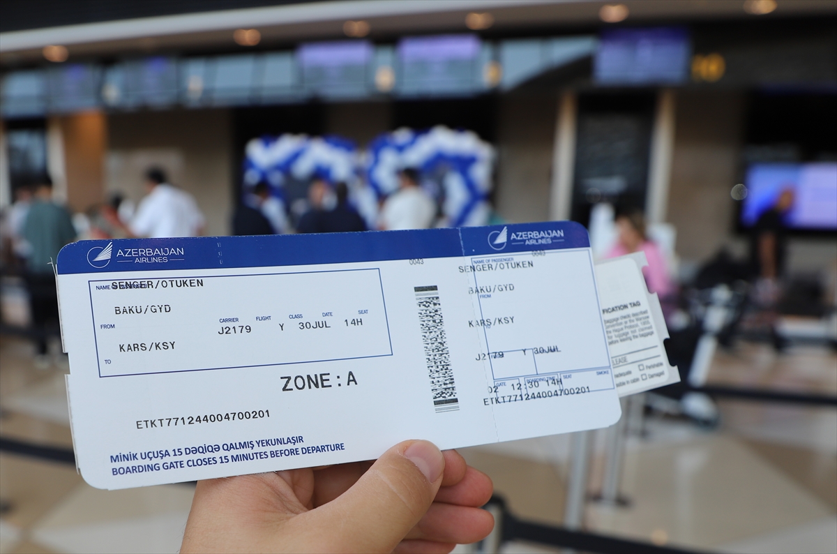 Bakü-Kars Uçuşları Başladı: AZAL Türkiye'deki Ağını Genişletti