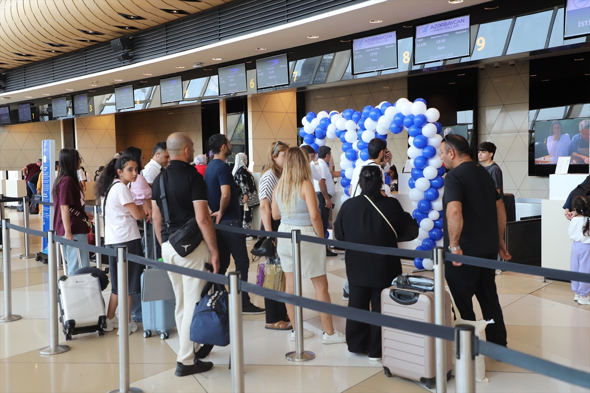 Bakü-Kars Uçuşları Başladı: AZAL Türkiye'deki Ağını Genişletti