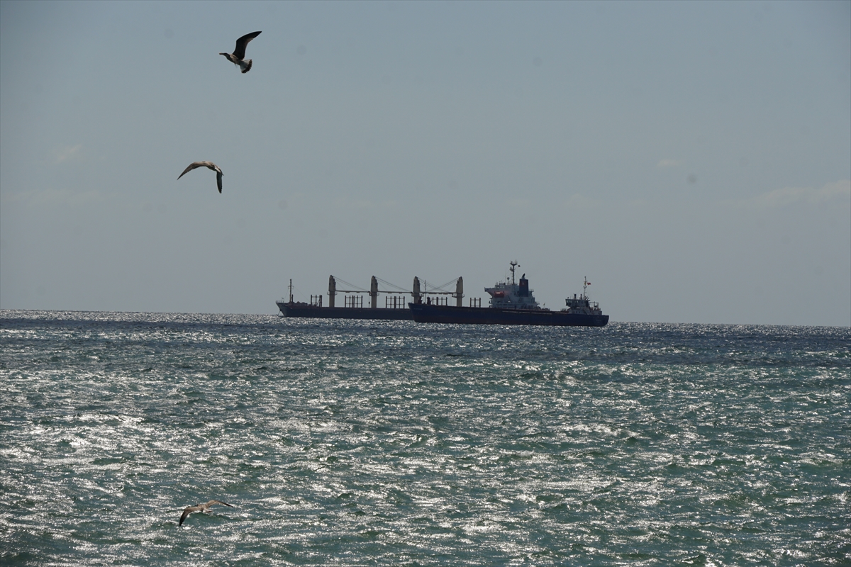 Tekirdağ'da poyraz deniz ulaşımını olumsuz etkiliyor