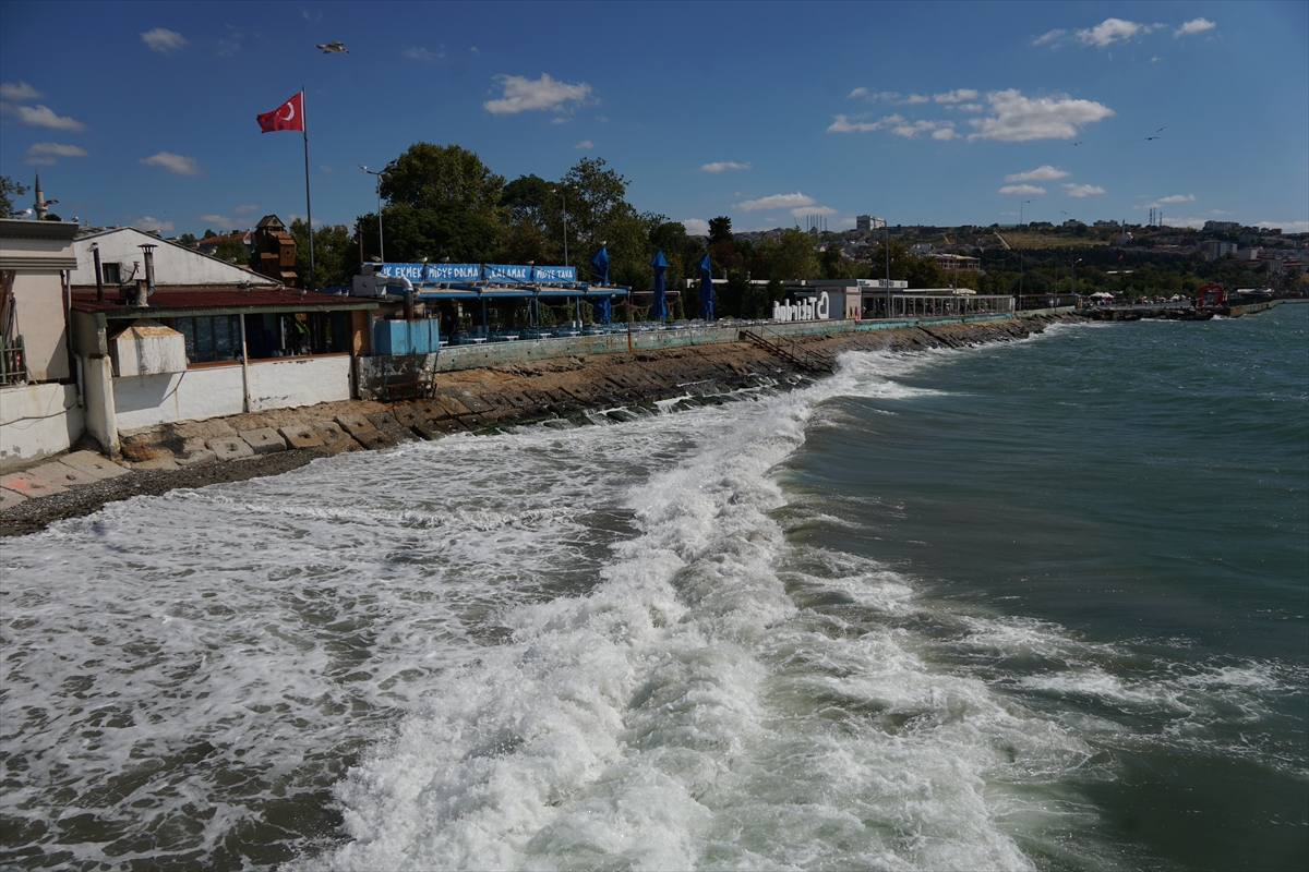 Tekirdağ'da poyraz deniz ulaşımını olumsuz etkiliyor