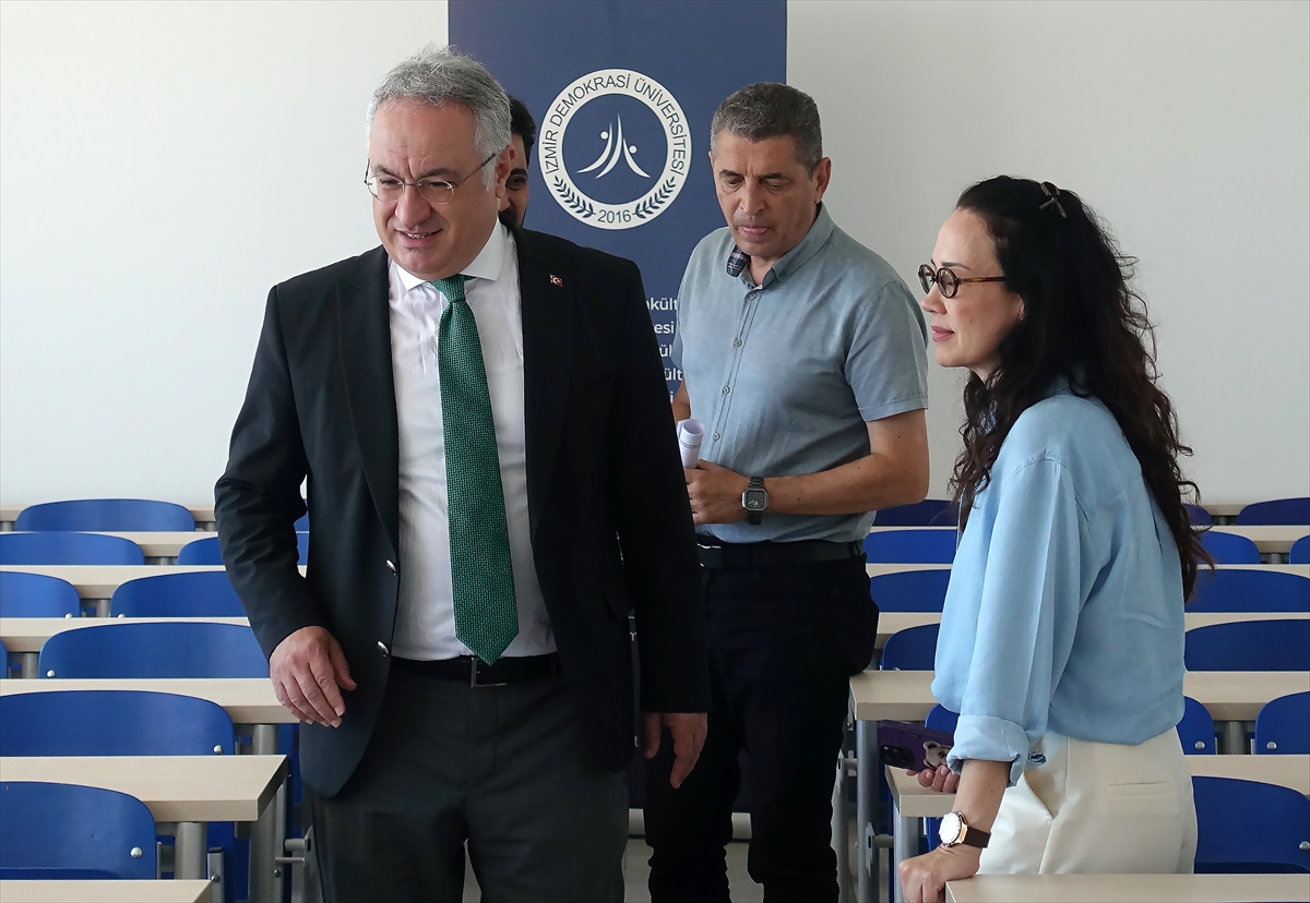 İzmir Demokrasi Üniversitesi Uzundere Yerleşkesi yeni döneme hazırlanıyor