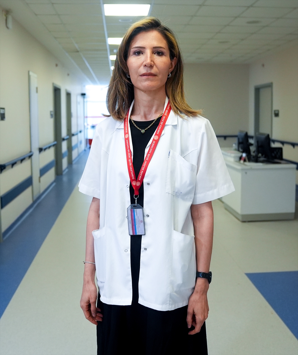 Yaz aylarında açıkta bekleyen gıdalar bağırsak enfeksiyonu riskini artırıyor