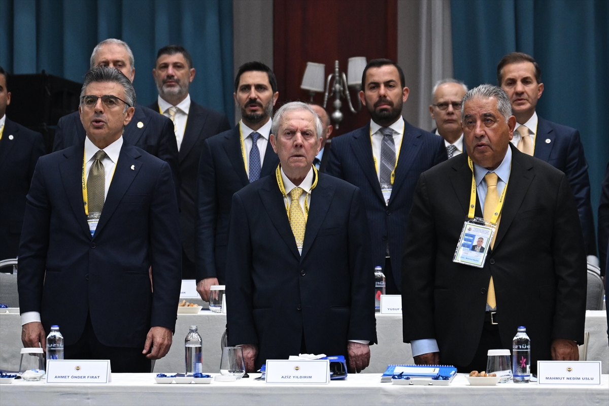 Fenerbahçe'nin borcunun 27 milyar 961 milyon lira olduğu açıklandı