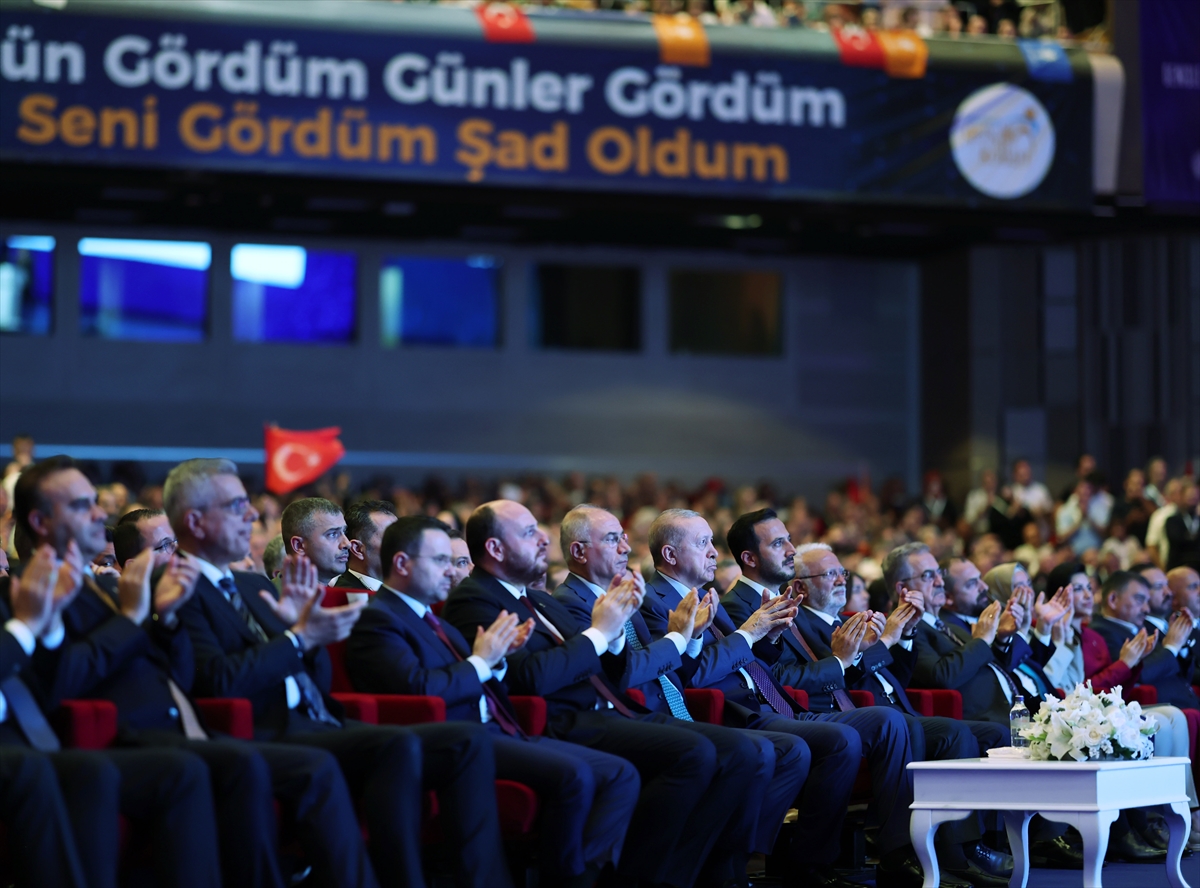 Cumhurbaşkanı ve AK Parti Genel Başkanı Erdoğan, partisinin "İl Danışma Meclisi" programında konuştu: (2)
