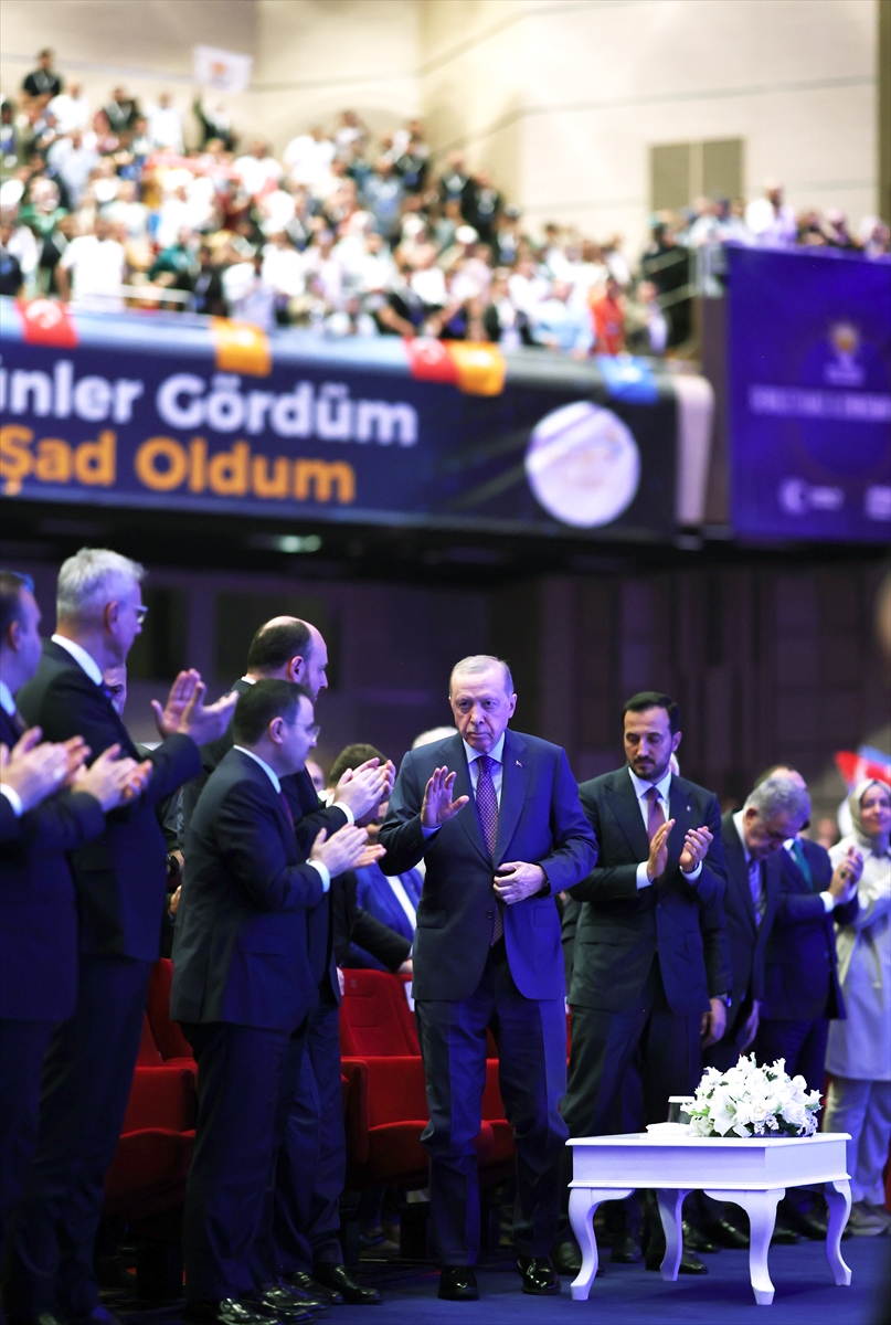 Cumhurbaşkanı ve AK Parti Genel Başkanı Erdoğan, partisinin "İl Danışma Meclisi" programında konuştu: (2)