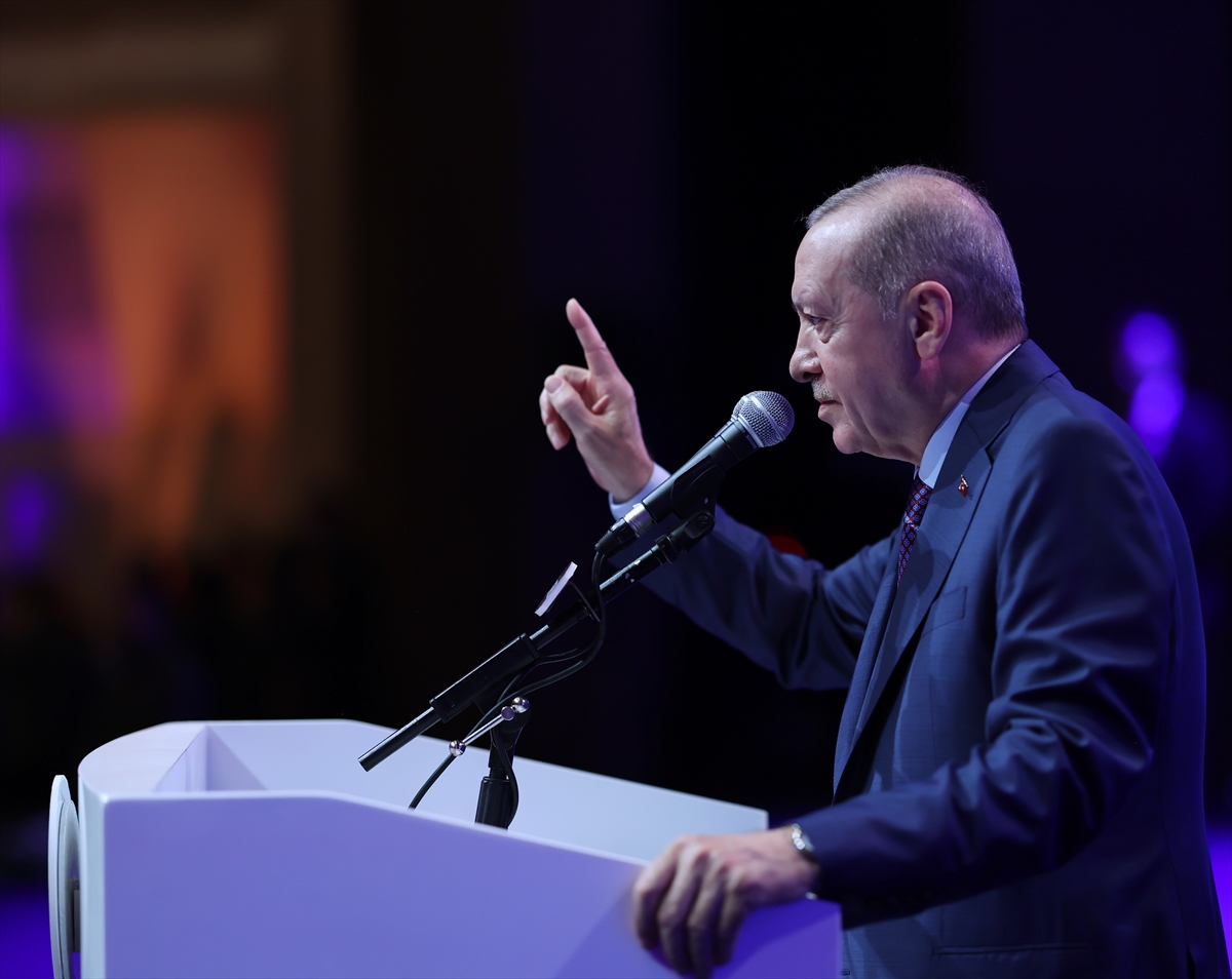 Cumhurbaşkanı ve AK Parti Genel Başkanı Erdoğan, partisinin "İl Danışma Meclisi" programında konuştu: (2)