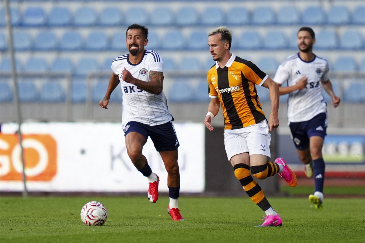 Kasımpaşa, hazırlık maçında Hull City'le 1-1 berabere kaldı