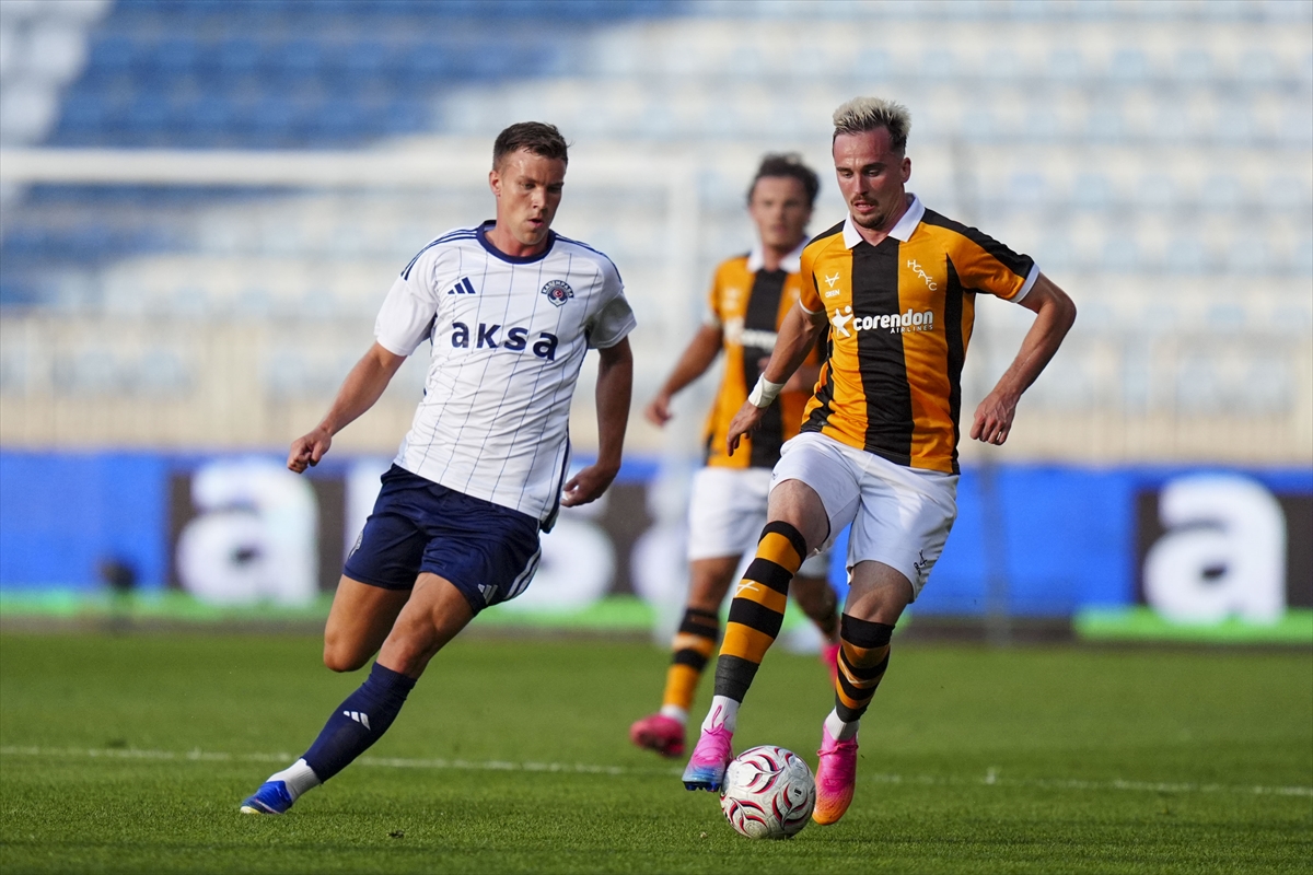 Kasımpaşa, hazırlık maçında Hull City'le 1-1 berabere kaldı