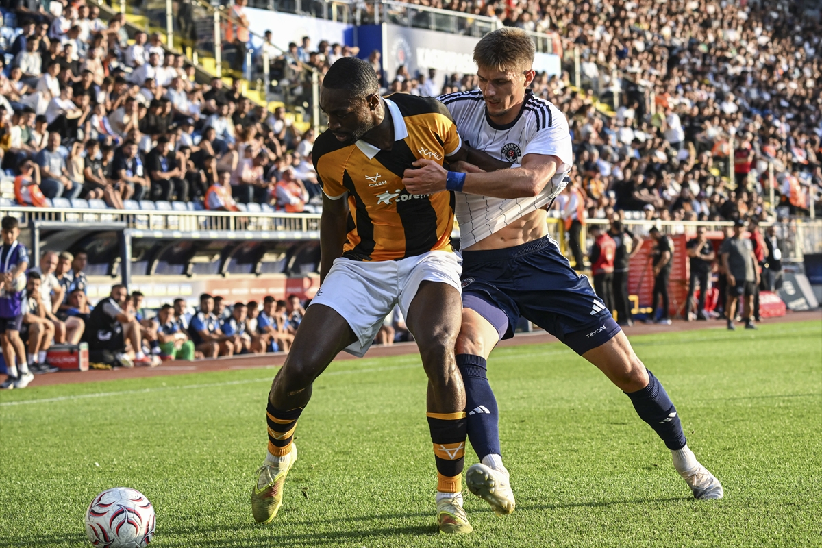 Kasımpaşa, hazırlık maçında Hull City'le 1-1 berabere kaldı