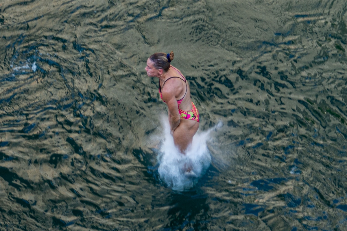Mostar Köprüsü'nde Red Bull Cliff Diving Serisi düzenlendi