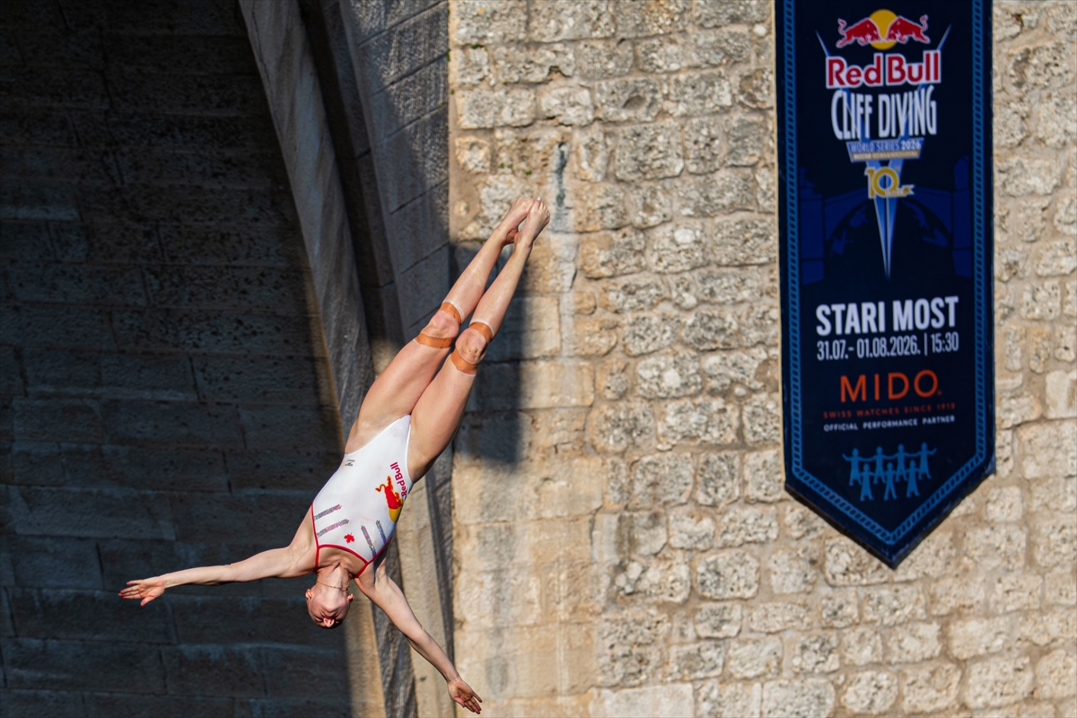 Mostar Köprüsü'nde Red Bull Cliff Diving Serisi düzenlendi