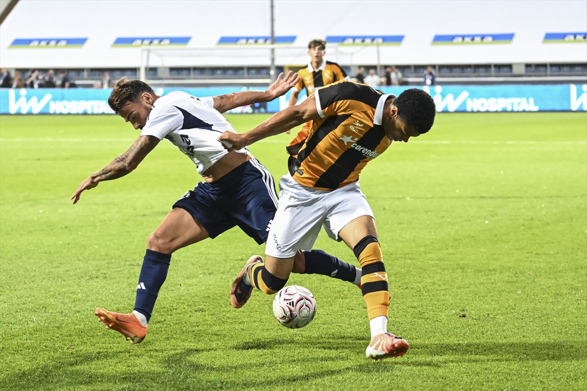 Kasımpaşa, hazırlık maçında Hull City'le 1-1 berabere kaldı