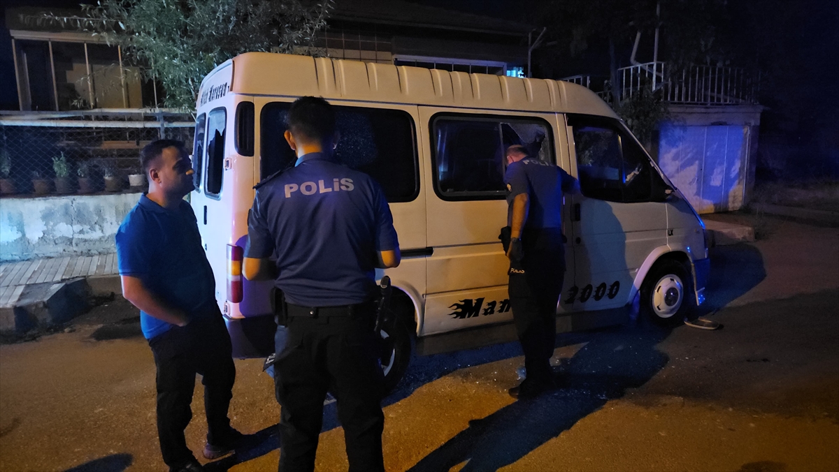 Çorum'da Akraba Kavgası: 2 Yaralı, Silah ve Bıçak Bulundu
