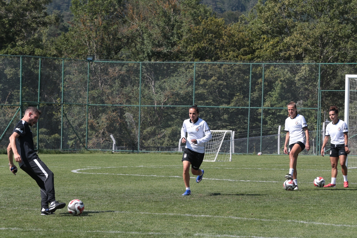 Beşiktaş Kadın Futbol Takımı: Yeni sezon kampı Bolu'da