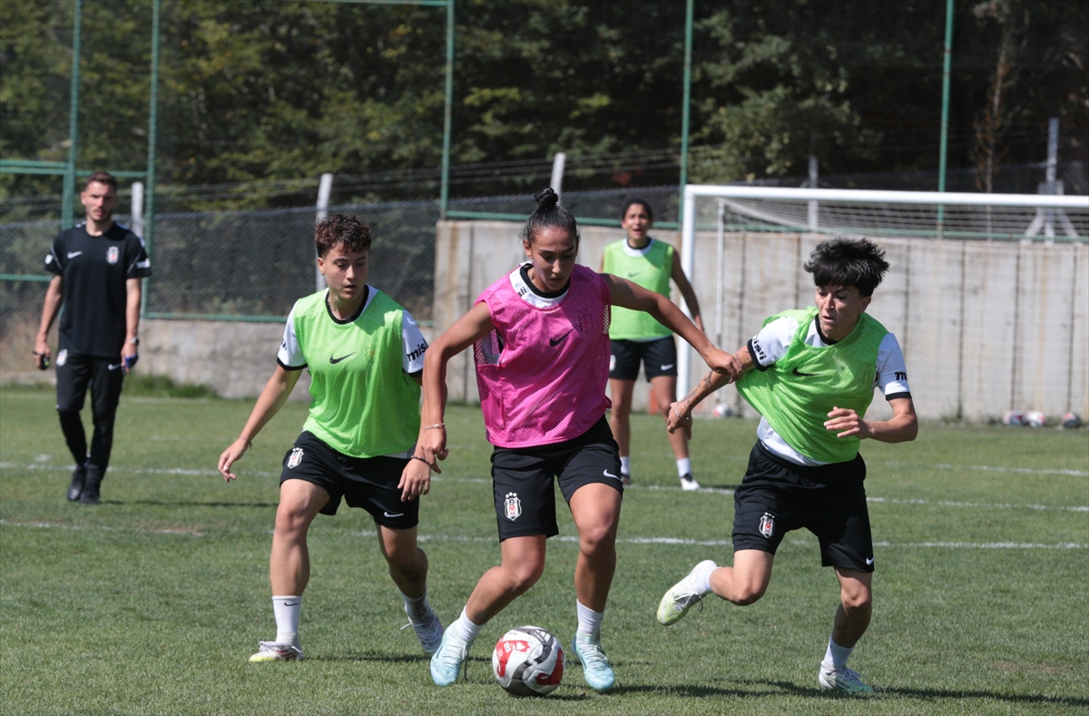 Beşiktaş Kadın Futbol Takımı: Yeni sezon kampı Bolu'da