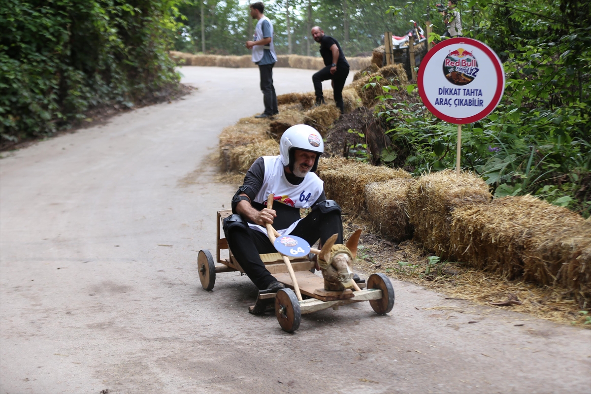 Rize Formulaz Yarışları: Tahta arabalarla kıyasıya mücadele