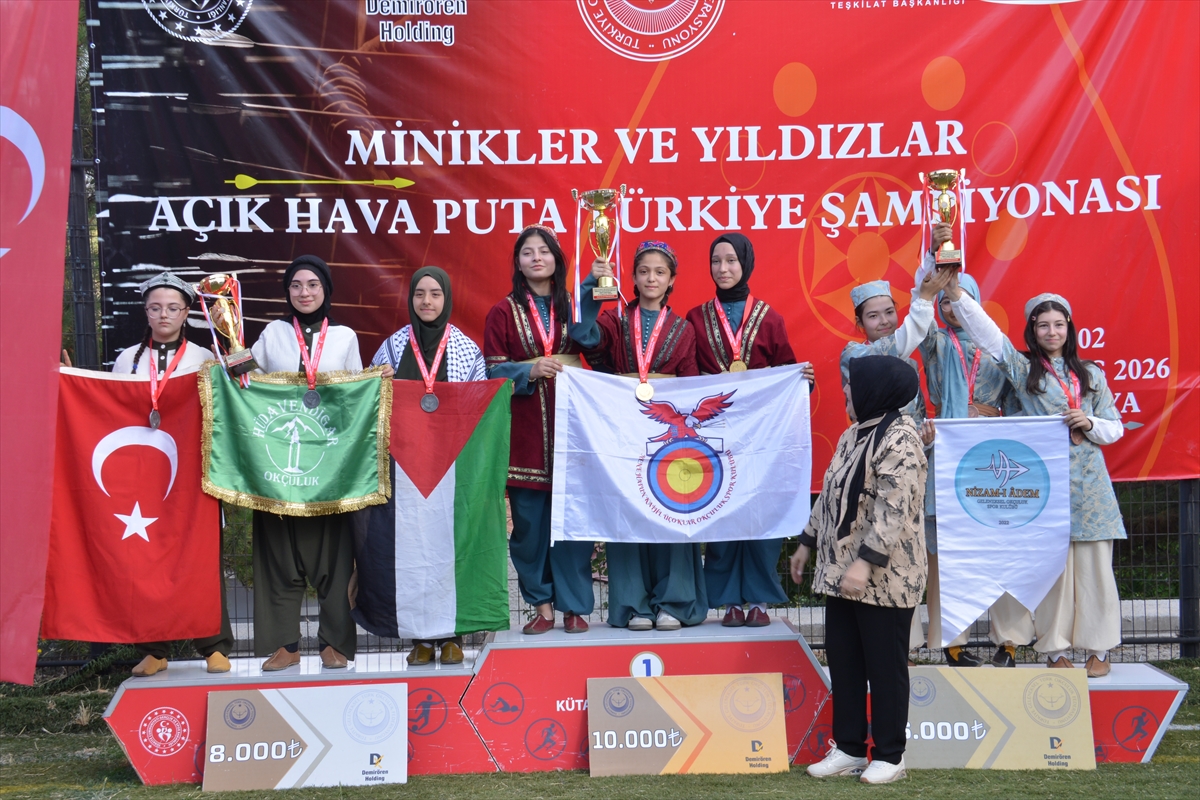 Kütahya'da 500 sporculu Geleneksel Türk Okçuluk Şampiyonası
